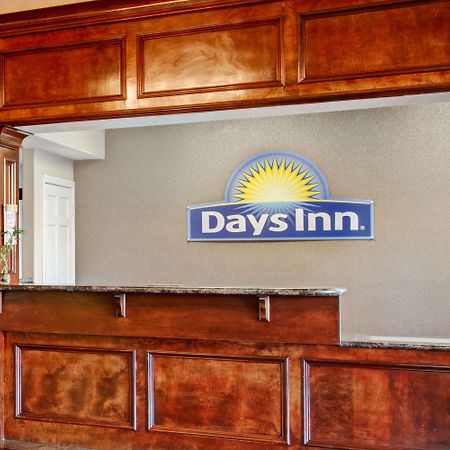 Days Inn & Suites By Wyndham Houston North - Spring Ngoại thất bức ảnh