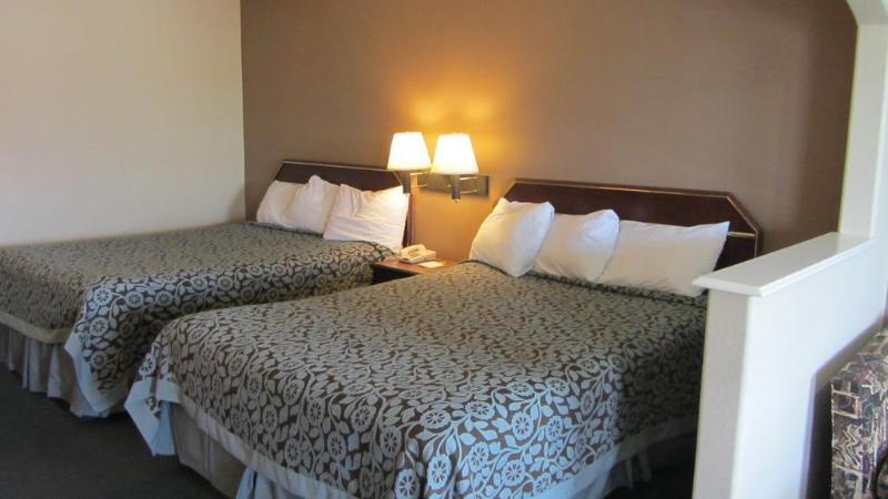 Days Inn & Suites By Wyndham Houston North - Spring Ngoại thất bức ảnh